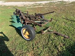 items/774362b85047ee11a81c000d3ad3feaa/johndeere55a-b-h3bottomplow-3_36a97982dd614c3d9c84714ceddea617.jpg