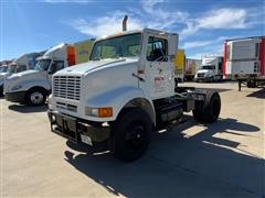 2000 International 8100 S/A Day Cab Truck Tractor 