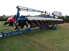 2005 Kinze 3600 16/31 Planter 