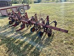 International 53 Fast Hitch Cultivator 