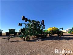 2009 John Deere 1830 Air Drill & Cart 