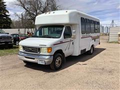 2003 Ford E450 2WD Bus W/Chair Lift 