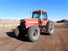 1988 Case IH 7110 MFWD Tractor 