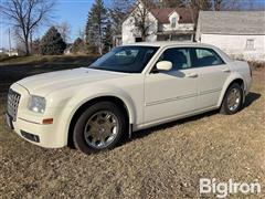 2006 Chrysler 300 Limited Touring Edition 4-Door Sedan 