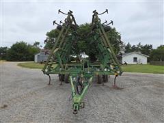 items/7852e10b595bef11a4e6000d3a62e002/johndeere9803sectionfieldcultivator_0447762ed598463db67b46db551e434c.jpg