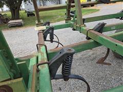 items/7852e10b595bef11a4e6000d3a62e002/johndeere9803sectionfieldcultivator_486e544a3a124046a01826be57ff3c3e.jpg