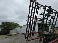 items/7852e10b595bef11a4e6000d3a62e002/johndeere9803sectionfieldcultivator_5a6bbc31a06e40a0b66134f2f832051b.jpg