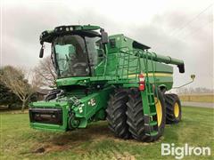 2022 John Deere S780 2WD Combine 