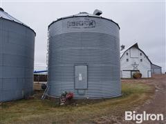 Brock 21' Grain Bin W/Floor & 24" Coldwell Aeration Fan 