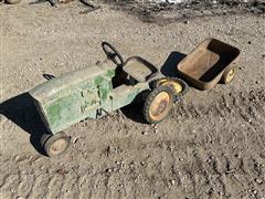 John Deere Vintage Pedal Tractor & Cart 