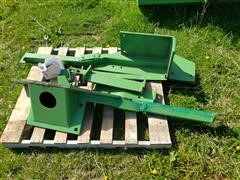 items/7941816740a2eb1189ee00155d424509/johndeere158loaderwithgrapple-3_ea98151062a649be9262a33108867dd7.jpg