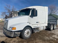 2000 Volvo VN T/A Truck Tractor 