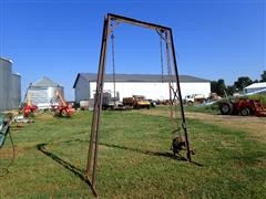 12' X 7' Wagon Hoist 