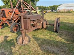 John Deere B 2WD Tractor 