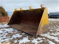 John Deere 4 1/2 Yard Loader Bucket 