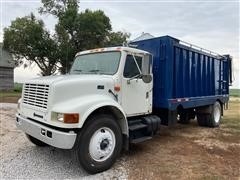 1997 International 4900 S/A Dump/Rendering Truck 