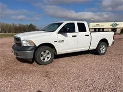 2015 RAM 1500 4x4 Extended Cab Pickup 