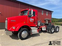 2009 Kenworth T800 T/A Day Cab Truck Tractor 