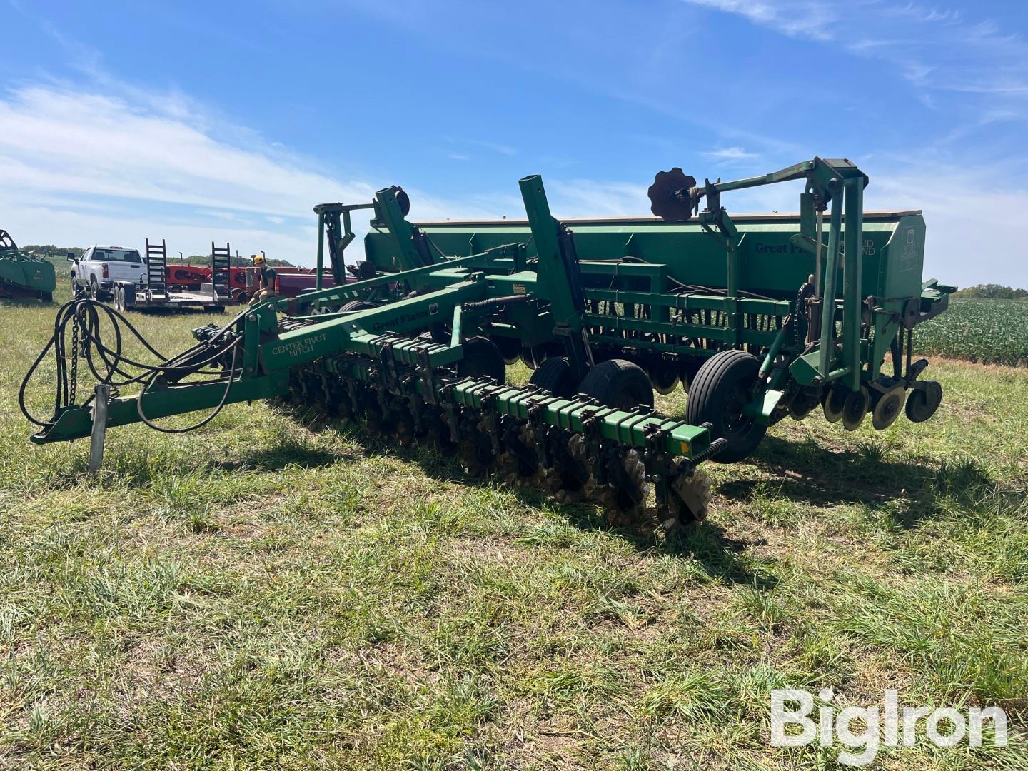 Great Plains Solid Stand 20 20' Drill w/ No-Till Cart 