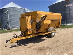 Buffalo THMR 449 Mixer Feed Wagon 