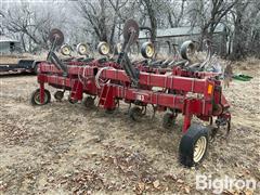 International 183 12R30” Cultivator 