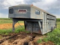 1992 Titan T/A 18’ Gooseneck Livestock Trailer 