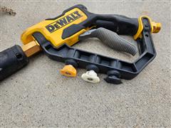 items/7b328116f17cee11a81c6045bd4a636e/dewalt_930b1f49a4974e0e923da15cad65c605.jpg