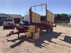 New Holland 1032 Stackliner Pull-Type Bale Wagon 