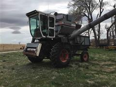 1977 Gleaner M2 Corn-Soybean Special 2WD Combine W/Headers 