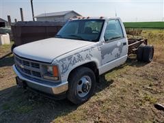 1999 Chevrolet C3500 2WD Cab & Chassis 