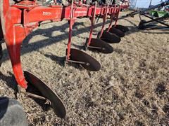 items/7c205723bfd6ee11a73c0022488eb5d1/international7206-bottomplow-3_fc5f0b1d4aed49e6b432d2f4de290985.jpg