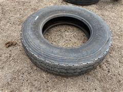 Hankook 11R24.5 Tire 