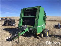 John Deere 535 Round Baler 