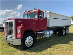 1977 International TranStar 4300 Eagle T/A Grain Truck 