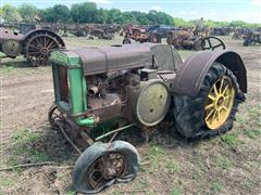 John Deere D 2WD Tractor 