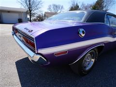 items/7c9c4439acd4ed11a81c6045bd4bc5ad/1970dodgechallengerrt_61e9ac998c12458289b6701ca04148af.jpg