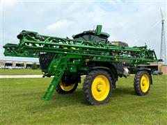 2023 John Deere 412R Self-Propelled Sprayer 