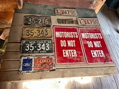 Vintage License Plates & Road Signs 