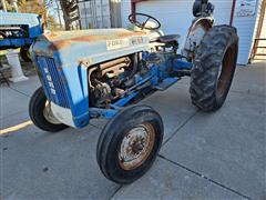 1963 Ford 2000 2WD Tractor 