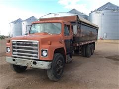 1979 International 1854 T/A Grain Truck 