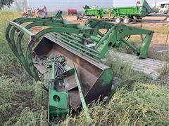 John Deere 148 Loader 