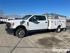 2017 Ford F350 XLT Super Duty 4x4 Crew Cab Utility Truck 