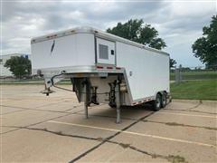 2007 Featherlite 1530 T/A Enclosed Trailer 