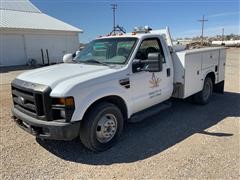 2008 Ford F350 2WD Lube Service Truck 
