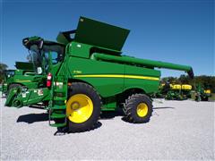 2021 John Deere S780 4WD Combine 