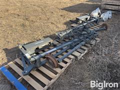 items/7e17bb8ea8e7ef11a4dd6045bd4c6ac5/yetter-planter-folding-markers_5b7792188ec34cbc860450ada7adb453.jpg