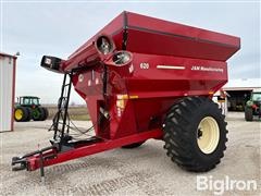 J&M 620 Grain Cart 