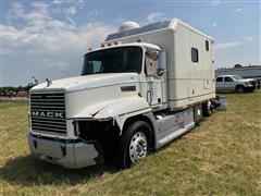 1996 Mack CH613 T/A Truck Tractor W/Condo Sleeper (FOR PARTS ONLY) 