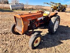 1964 International 424 2WD Tractor 