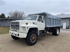 1993 Ford F700 S/A Dump Truck 